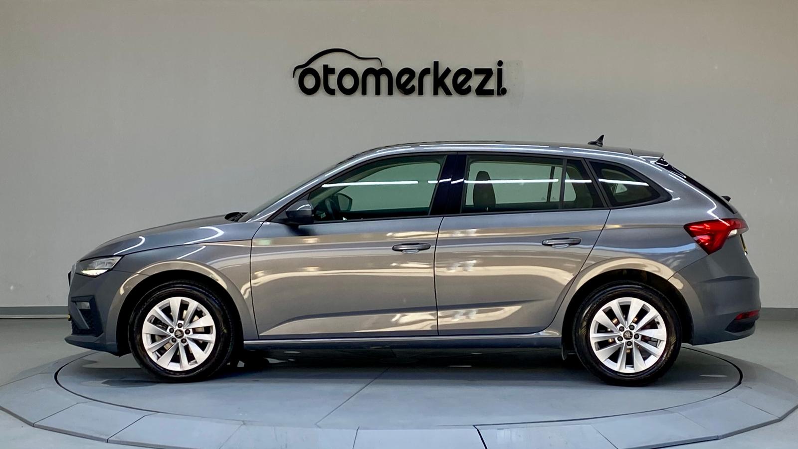 SKODA SCALA 27
